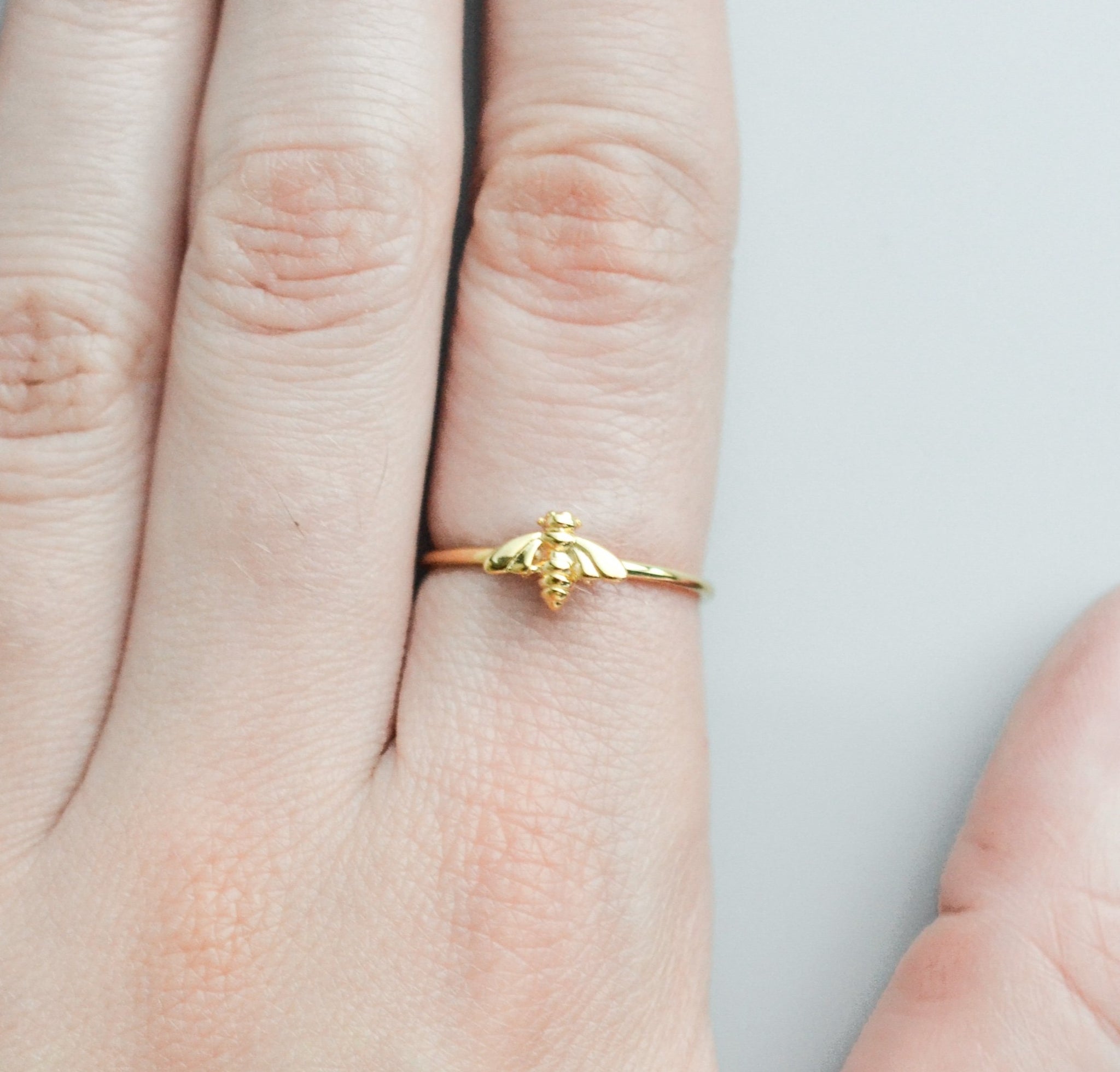 Bumblebee Ring Silver and Ivy