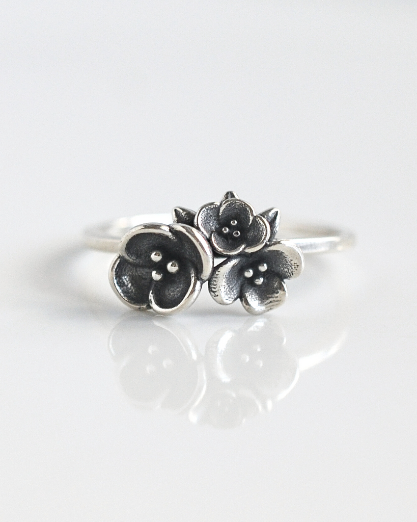 Vintage Flower Ring