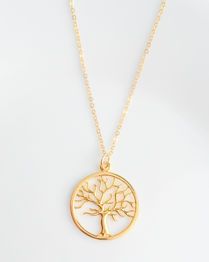 Aunt Family Tree Necklace